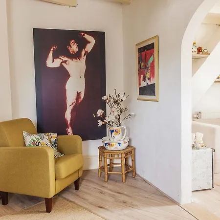 The Livingrooms Laren (North Holland)