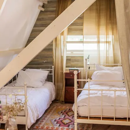 The Livingrooms דירה לארן